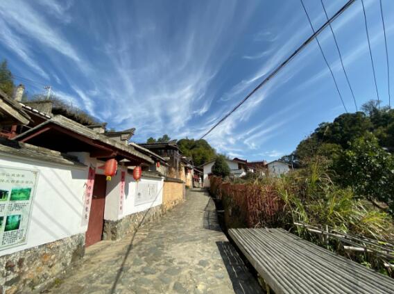 党建引领新时代文明实践 探索“135”乡村振兴发展模式