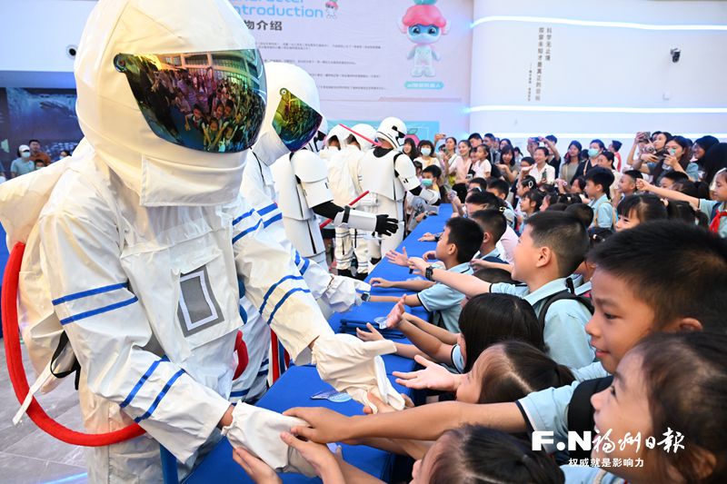 全国科普日福州市主场活动举行 市科技馆新馆11月底全面建成并对外开放