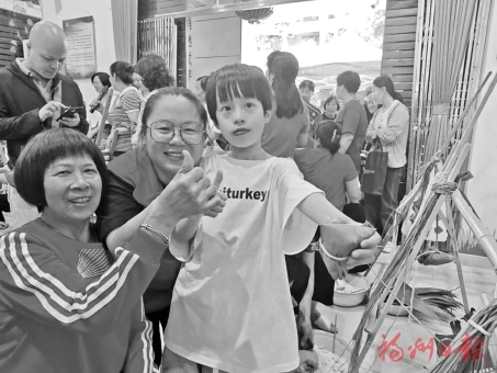 【网络中国节·端午】我们的节日·端午  以粽为媒共叙邻里情　我市多个社区举行端午节活动