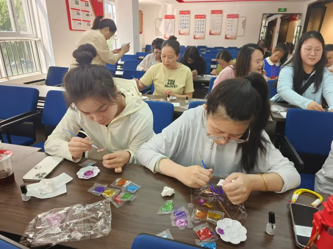 【网络中国节·七夕】非遗DIY！新店热闹迎七夕！