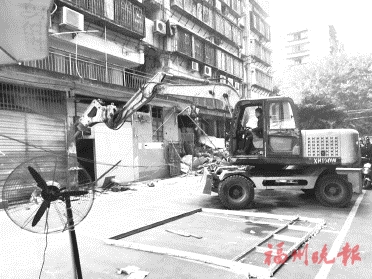 晋安城管及时消除安全隐患