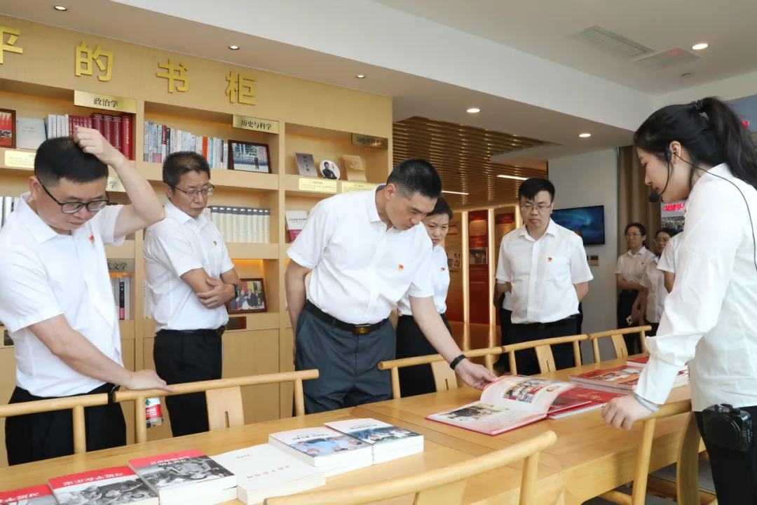七一特辑 | 晋安法院开展“以纪为尺、以学促干、以纪正风”“庆七一”主题党日活动