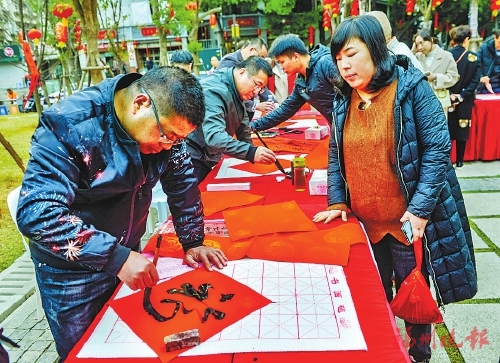 【网络中国节·春节】地道市井街巷　体验福州年味