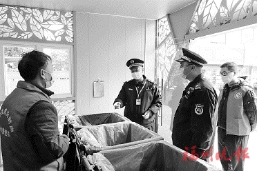 千名城管进小区加强宣传服务，“飞行检查”强化督查执法