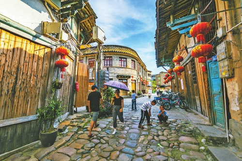 面向未来的绿色抉择 ——全力推进生态文明建设的福州实践 面向未来的绿色抉择 ——全力推进生态文明建设的福州实践