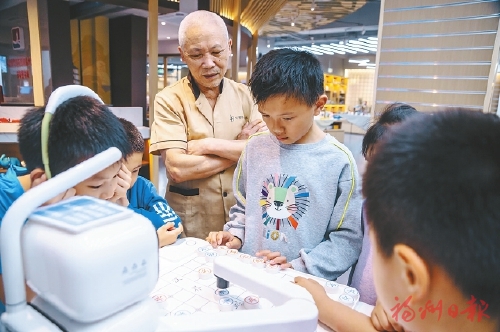 “一米高度看城市”的探索之路  ——福州建设国家儿童友好城市观察