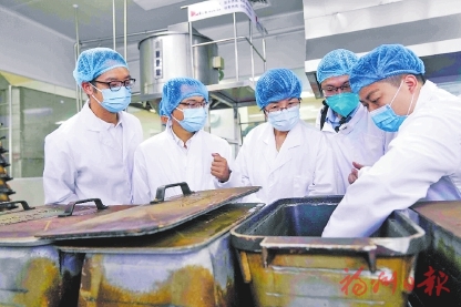 群众身边不正之风和腐败问题集中整治系列报道　我市加强校园餐突出问题专项整治  让校园食堂在阳光下运行