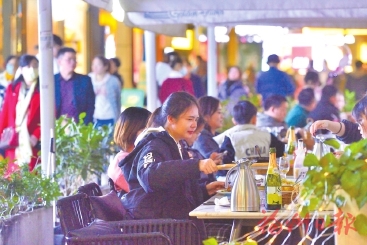 夜间新地标　个个有特色