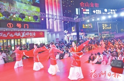 夜间新地标　个个有特色