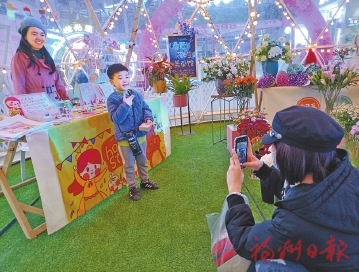 15个市级夜色经济体验示范街区同步开街
