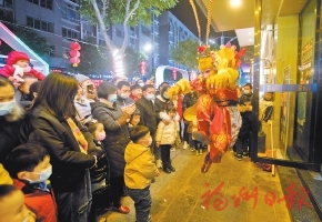 15个市级夜色经济体验示范街区同步开街
